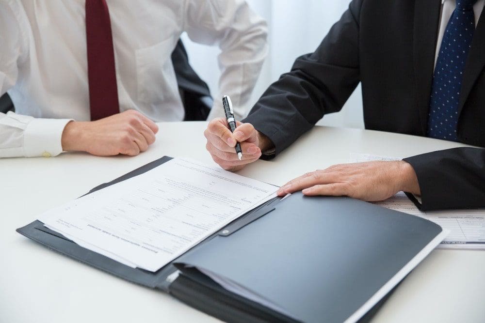 CPA from Nashville Accounting Firm Assisting Client with Tax Return CPA from Nashville Accounting Firm Assisting Client with Tax Return